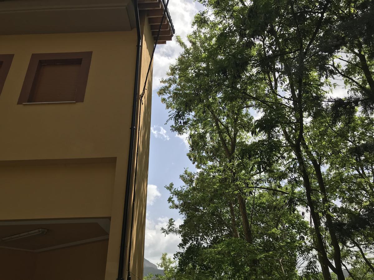 Apartamento Balcon De Jaca I Exterior photo